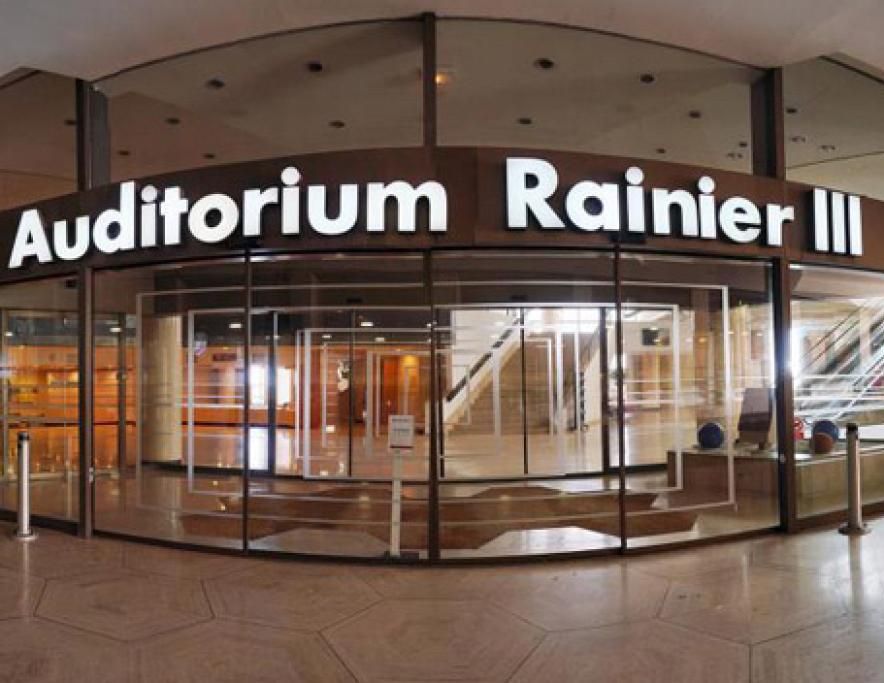 Auditorium-Rainier-III-Presentazione_Dante_Alighieri_Comitato_Monaco__Direction-Communication-MAlesi-1702565167120jpg--