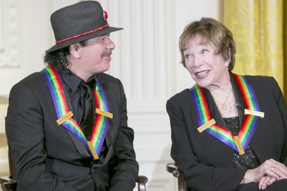 Carlos-Santana-Shirley-MacLainejpg--washington__kennedy_center_honors_gala_2013