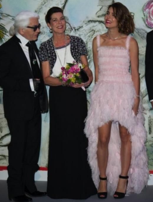 Caroline_Lagerfeld-Charlottejpg--bal_de_la_rose