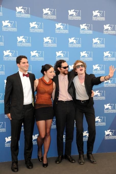 Cast-del-film-Heaven-Knows-Whatjpg--cast_del_film_heaven_knows_what_