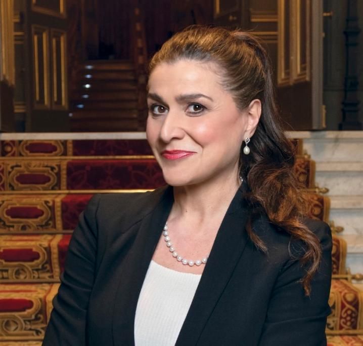 Cecilia_Bartoli_Fabrice_Demessence-1674145416526jpg--