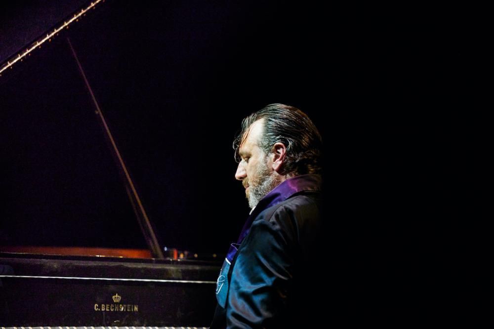 Chilly_Gonzales__Anka-1669304448090jpg--