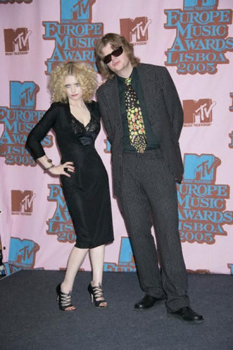 Corbis-42-15968999jpg--goldfrapp