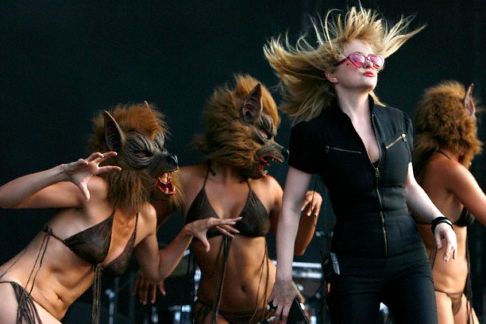 Corbis-42-17099629jpg--goldfrapp