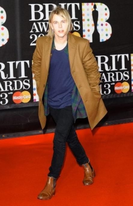 Corbis-42-43704385jpg--brit_award