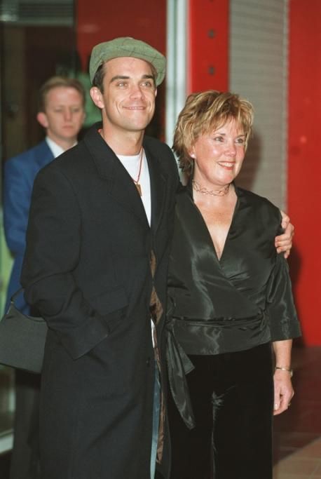 DWF15-186349jpg--robbie_williams_documentary__nobody_someday__premieres_in_london