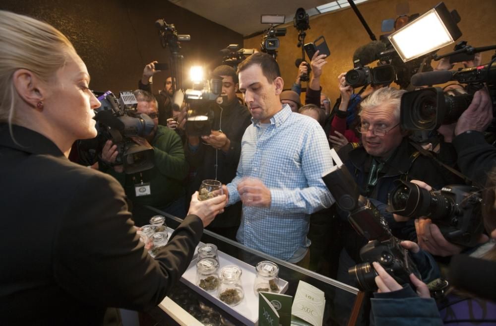 Denver-negozio-INFOPHOTOjpg--usa___colorado_apre_il_primo_negozio_che_vende_marijuana