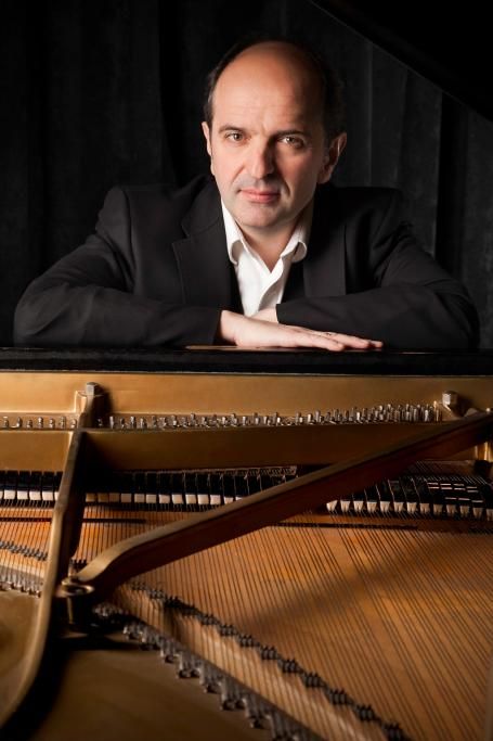 Denis_Pascal_-_Printemps_des_Arts_Monte-Carlo_Philippe_Matsas-1679043466485jpg--