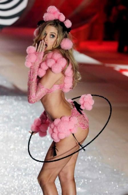 Doutzen-Kroesjpg--new_york__victoria_s_secret_fashion_show