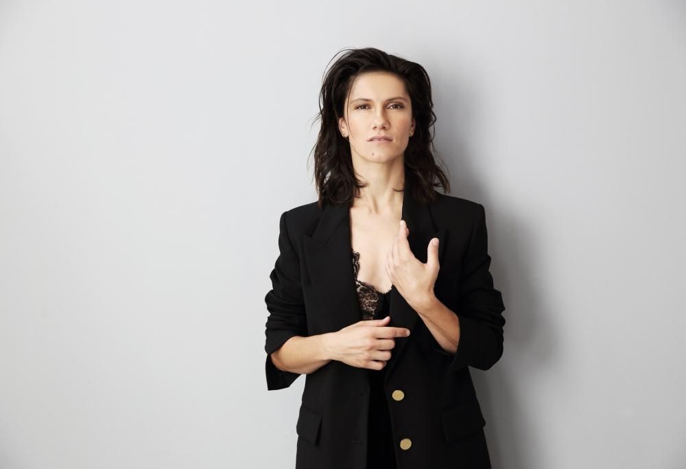 Elisa canta Mare Mare e dà il via alle cover di I Love My Radio