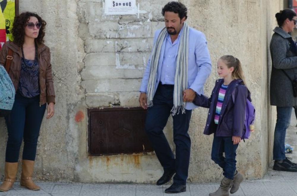 Enrico_Brignano_e_Giulia_Salerno_in_CI_VEDIAMO_DOMANIjpg--enrico_brignano