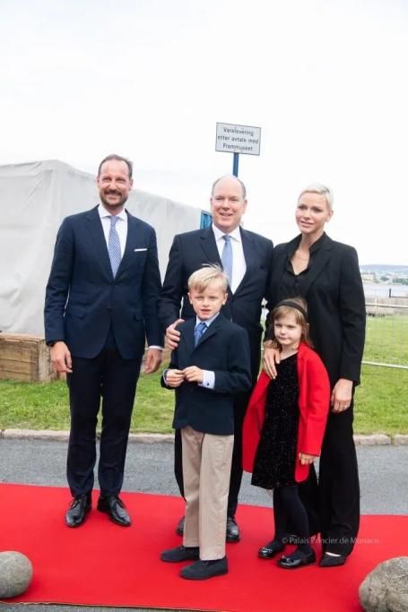 _Eric_Mathon__Palazzo_del_Principe__Sven_Gj_Gjeruldsen__The_Royal_Court_of_Norway-1656058764105jpg--