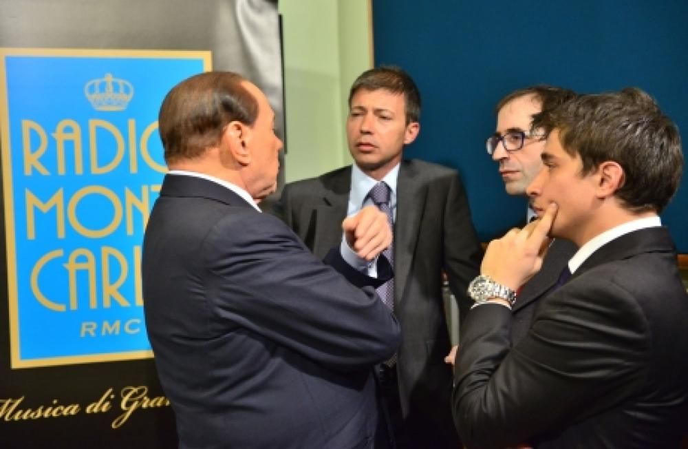FAB_5636010jpg--berlusconi