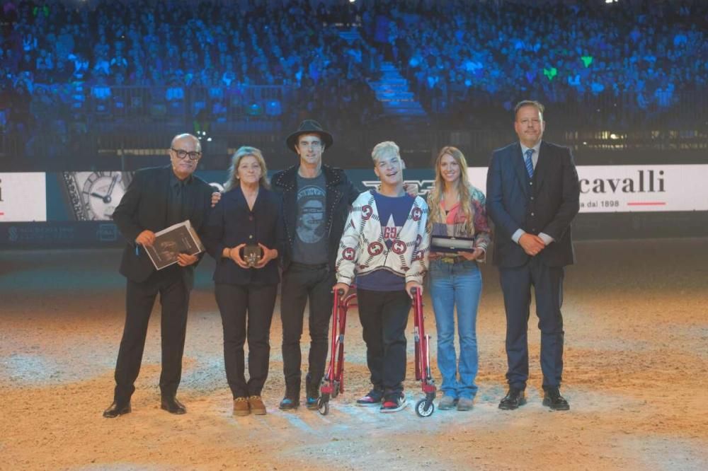 FIERACAVALLI_Maurizio-Di-Maggio-Dott-Antonella-Artuso-Vanni-Oddera-Riccardo-Nicole-Berlusconi-Federico-Bricolo-1-1699868071141jpg--