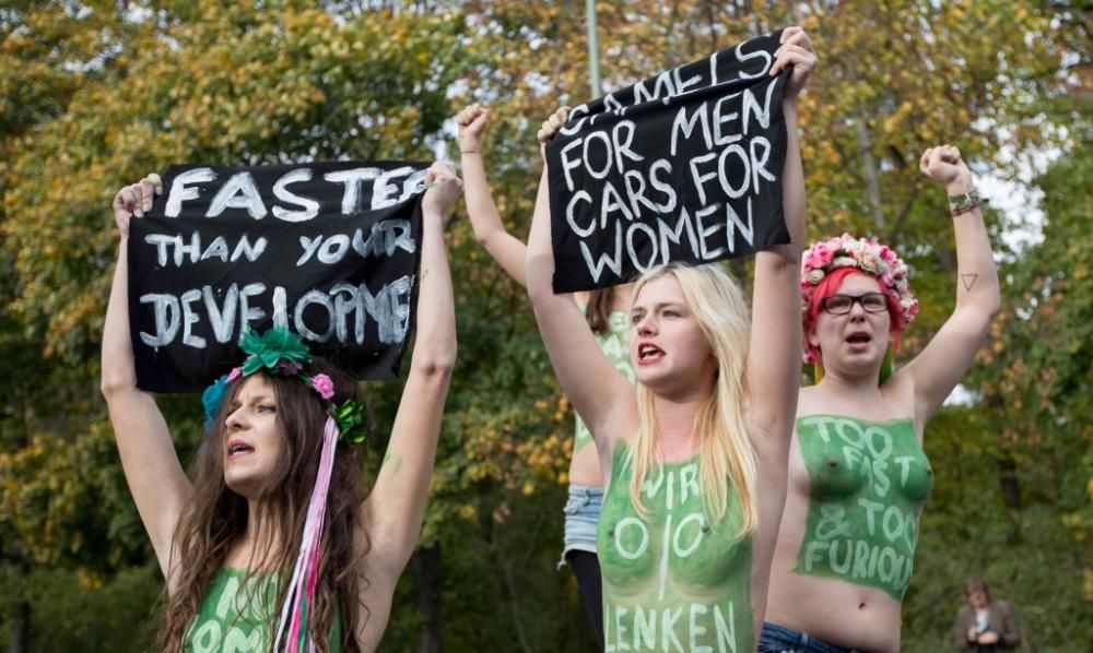 Femen-2-INF-OPHOTOjpg--protesta_femen_a_berlino_