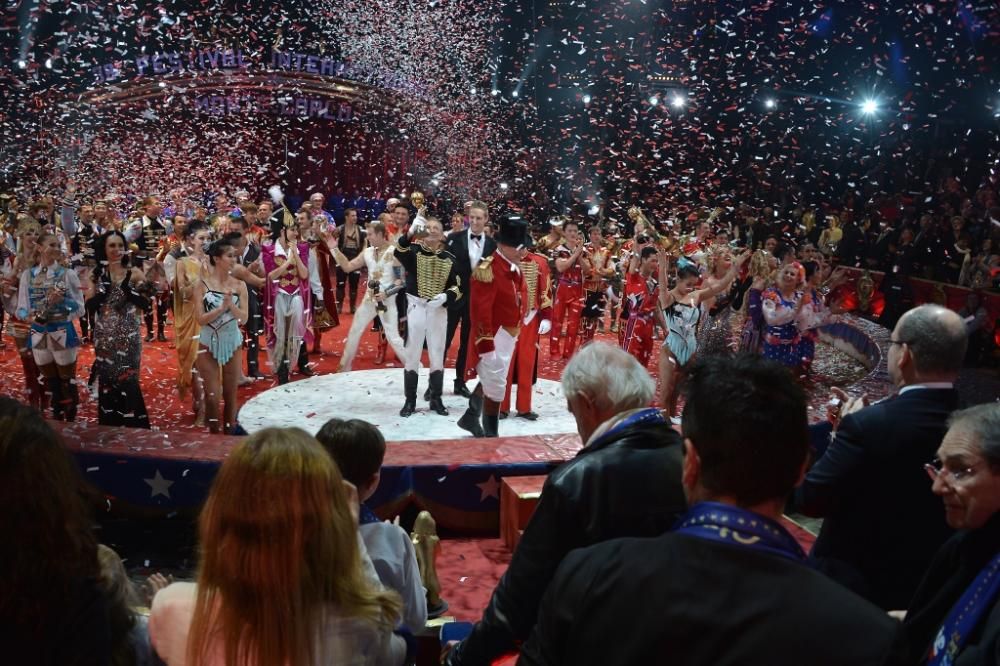 Final-Gala-2jpg--_