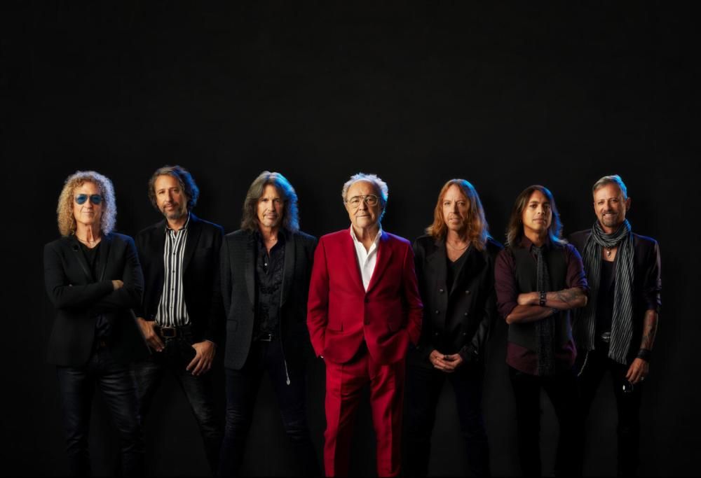 I Foreigner pubblicano Turning Back The Time