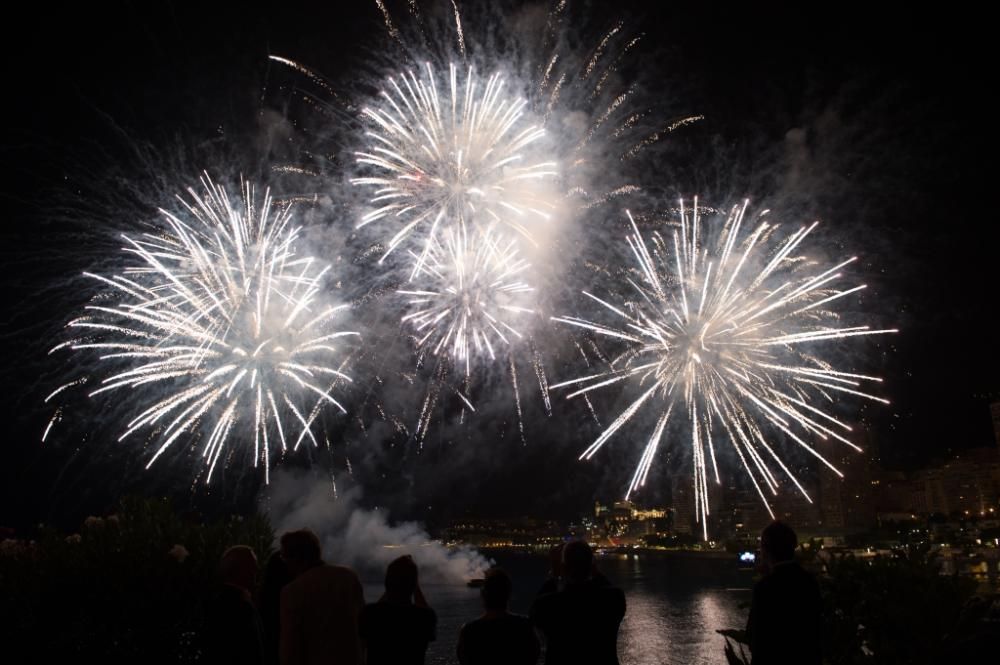 Fuochi-dartificio2_14jpg--gala_de_la_croix_rouge_monegasque_2014
