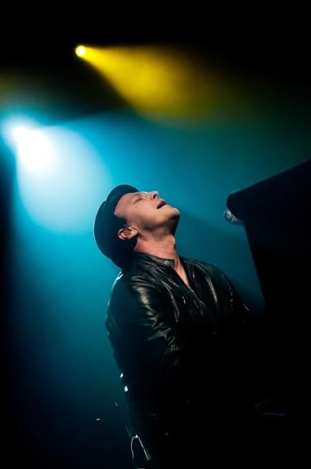 Gavin-Degraw_Fabio-Izzo-photography_41jpg--gavin_de_graw