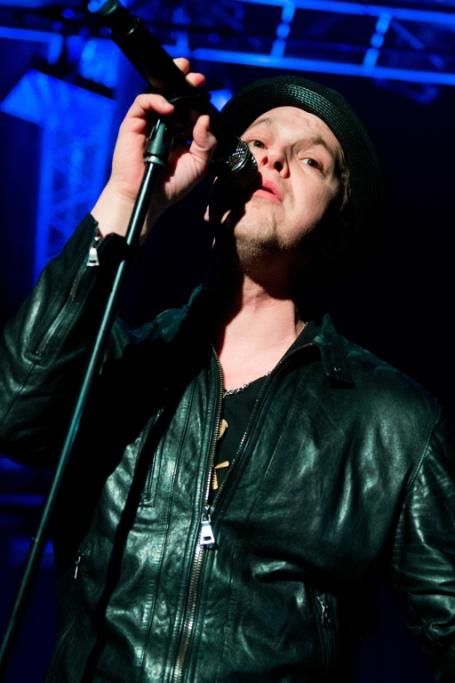 Gavin-Degraw_Fabio-Izzo-photography_62jpg--gavin_de_graw