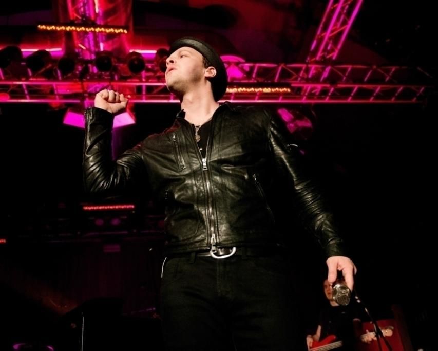 Gavin-Degraw_Fabio-Izzo-photography_07jpg--gavin_de_graw
