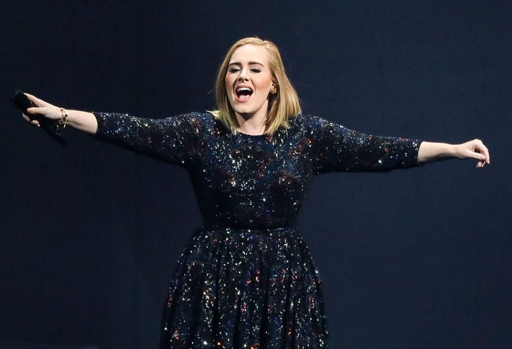 Per la sua metamorfosi Adele si è ispirata alla scrittrice Glennon Doyle