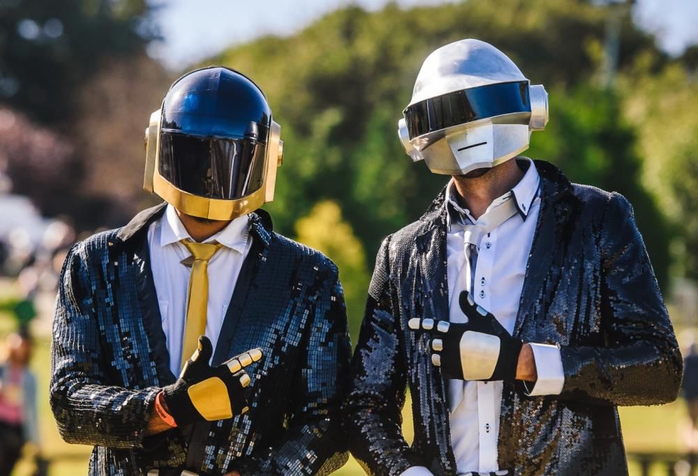 Daft Punk, è addio: il celebre duo si scioglie. Con un video