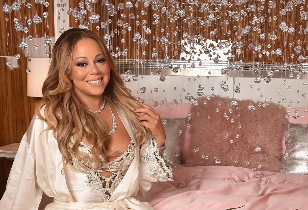 È Natale anche a luglio con Mariah Carey