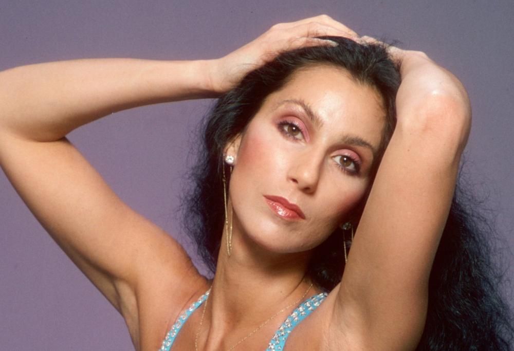 Cher affascinante nel nuovo calendario Pirelli