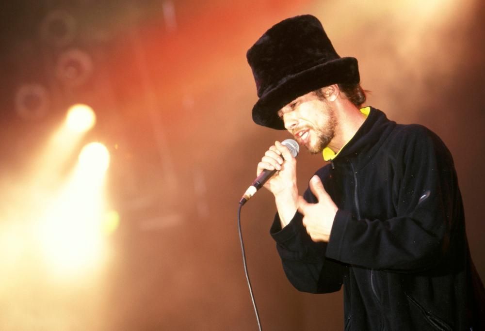 Jamiroquai, l’anniversario di Travelling Without Moving e quel problema con le scarpe