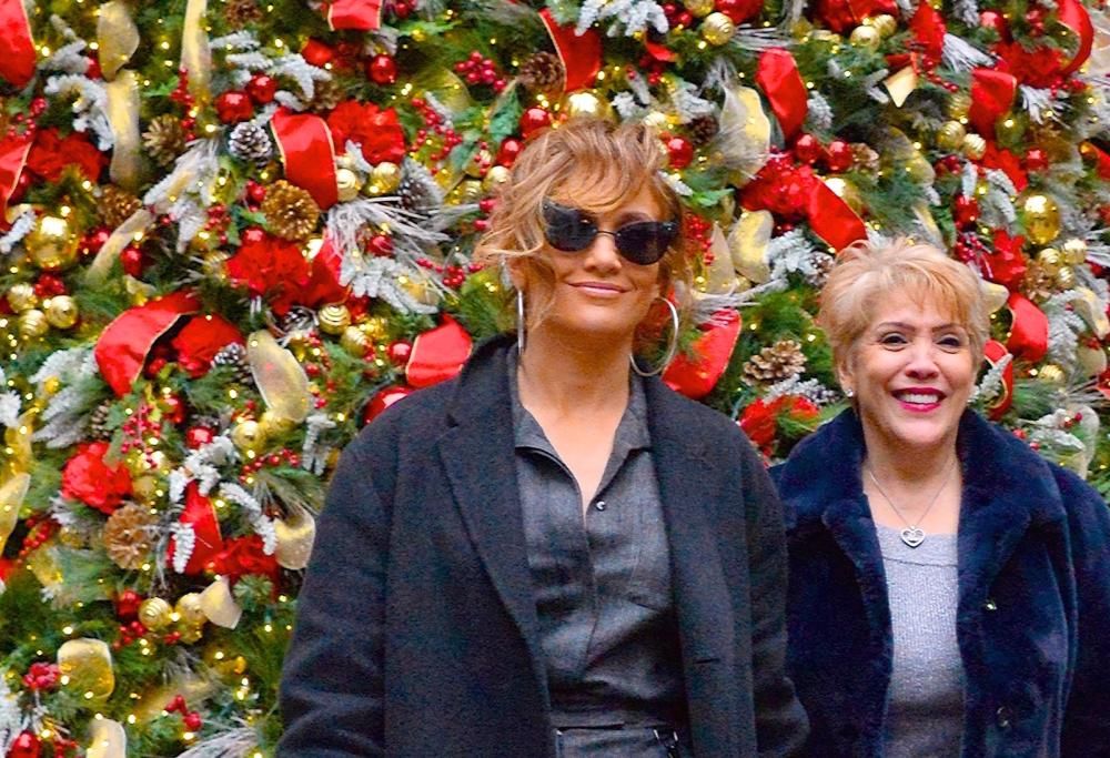 La commovente festa per la mamma di Jennifer Lopez