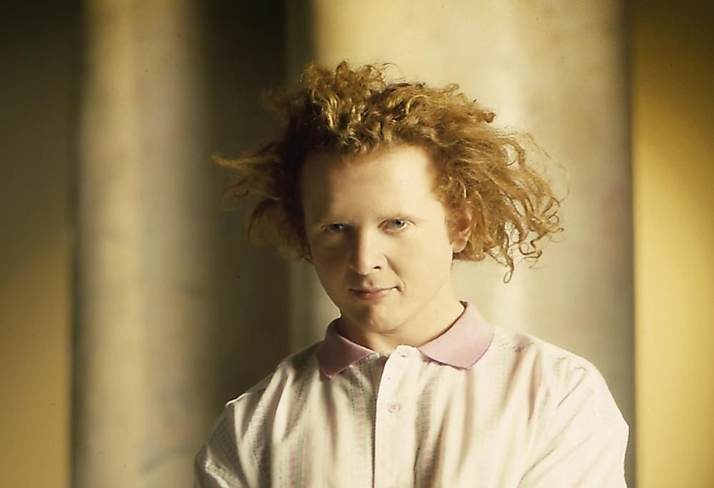 Mick Hucknall e quella bellissima foto da bimbo per il suo compleanno