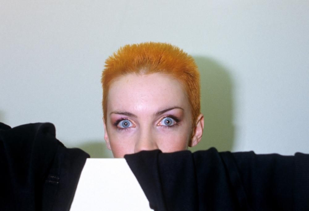 Annie Lennox pubblica una sua bellissima foto da bimba