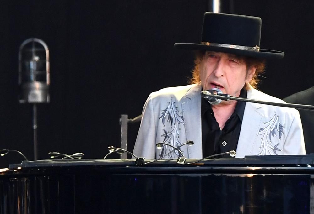 Bob Dylan proibisce l’uso degli smartphone ai suoi concerti