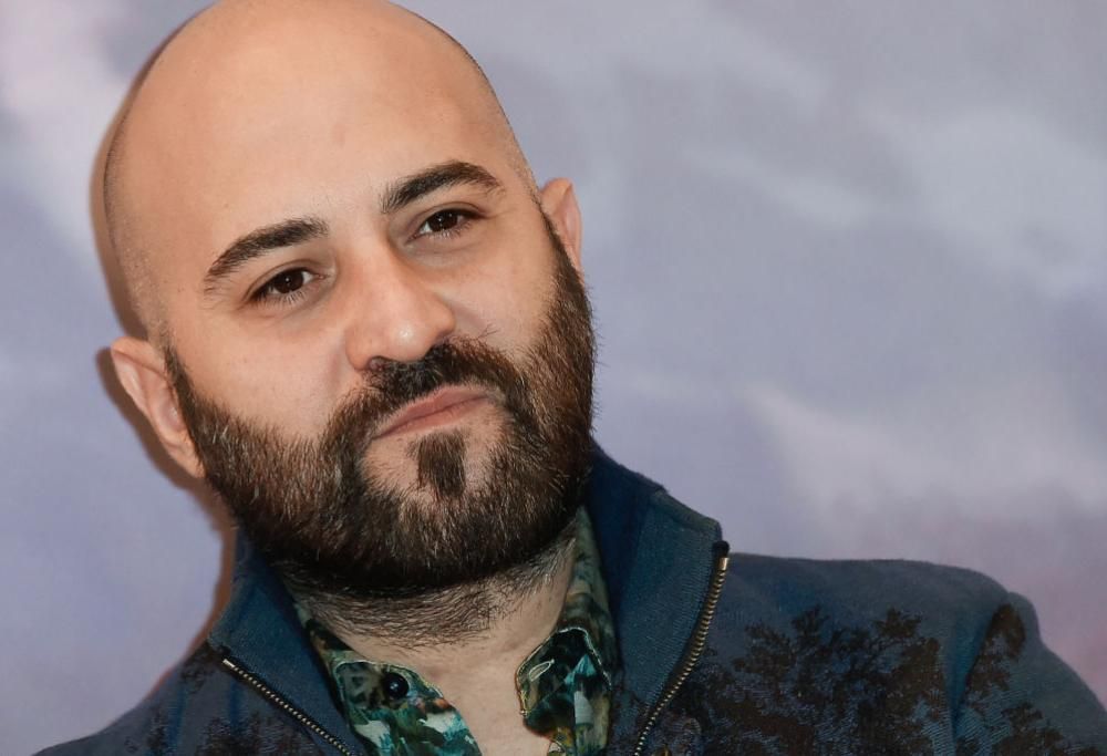 Ho capito che amarti è una cosa leggera e profonda: la meravigliosa lettera di Giuliano Sangiorgi alla figlia