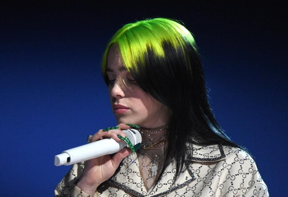 Billie Eilish e quell’emozionante video nel deserto