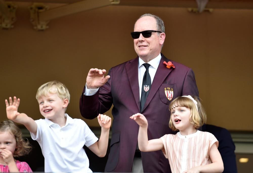 I gemellini Jacques e Gabriella di Monaco  al luna park
