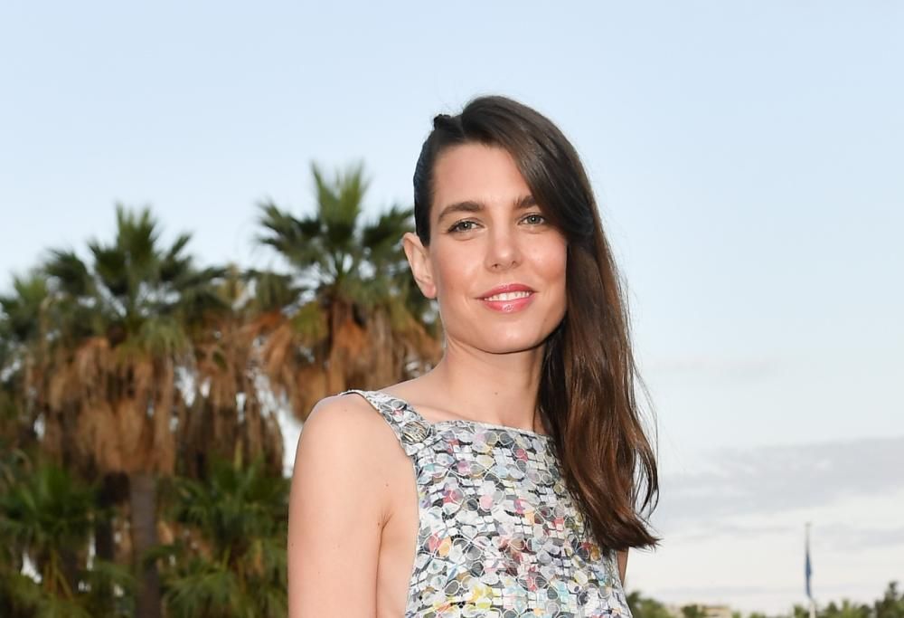 Charlotte Casiraghi parla del valore delle donne. E affascina e conquista