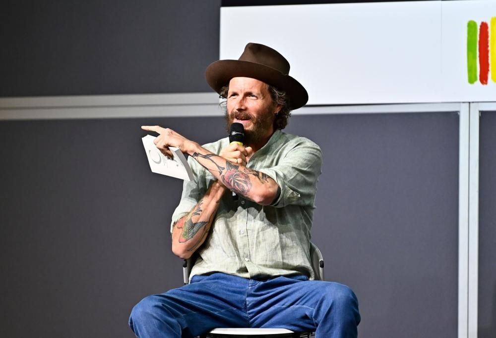 Jovanotti ricorda il fratello scomparso e una canzone di Fabrizio De André