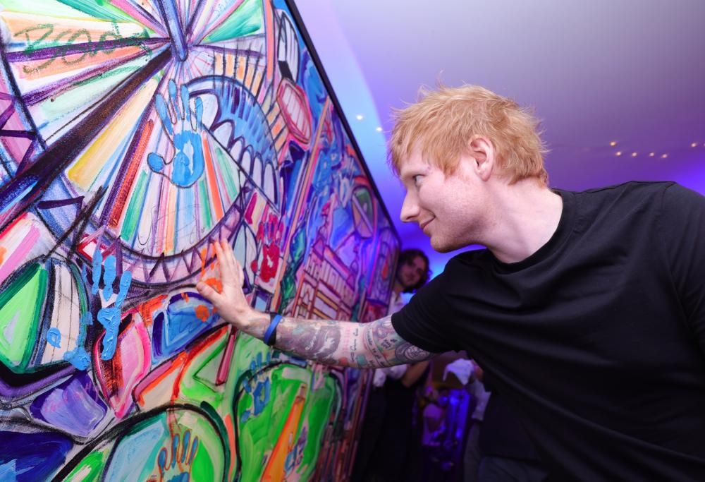 Ed Sheeran lancia la sua collezione di moda
