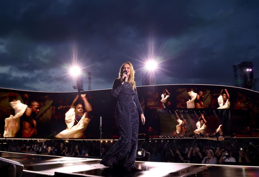 Adele: il costo dei biglietti aumenta
