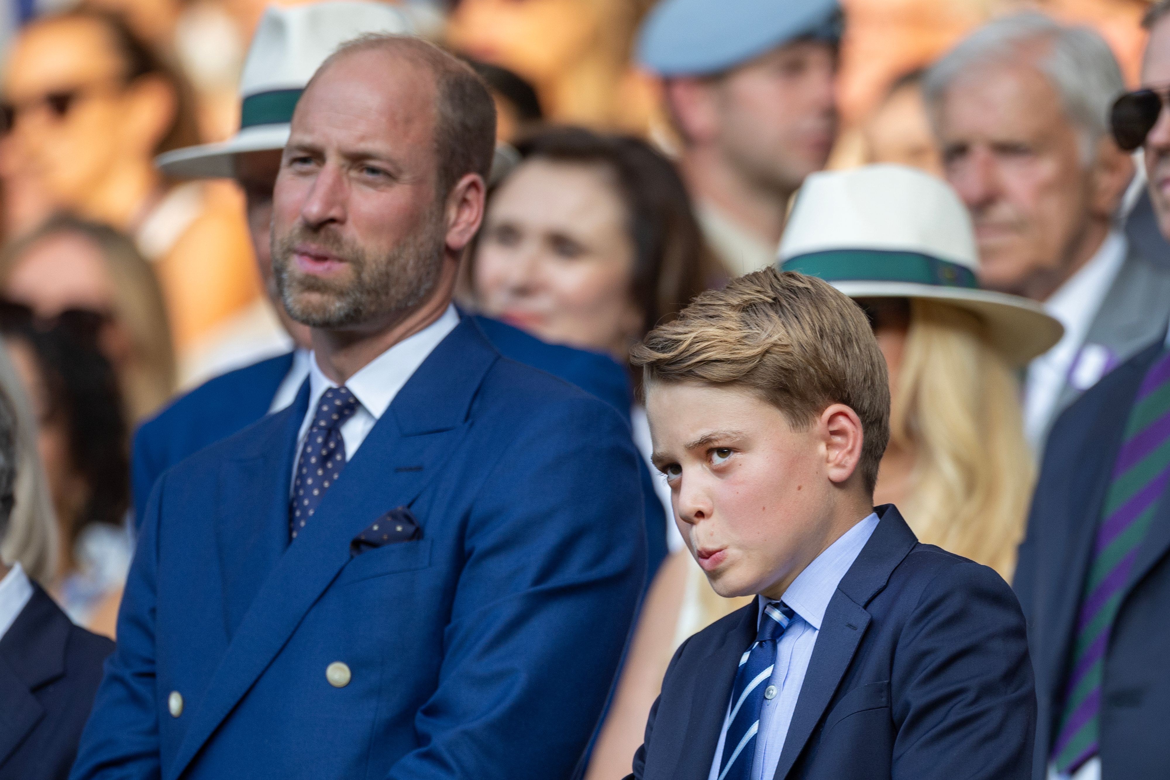 Il Principe William e il figlio George sulle orme di Lady Diana: il video