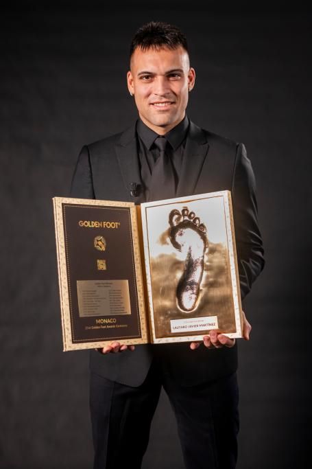 GoldenFootAwards23-1730794934183jpg--