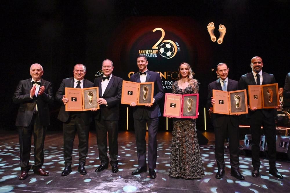 Golden_Foot_2022_ACaliendo_FTerim_Principe_Alberto_II_RLewandowski_KAsslani_EButragueno_JSVeron_GoldenFoot-1671700075331jpeg--
