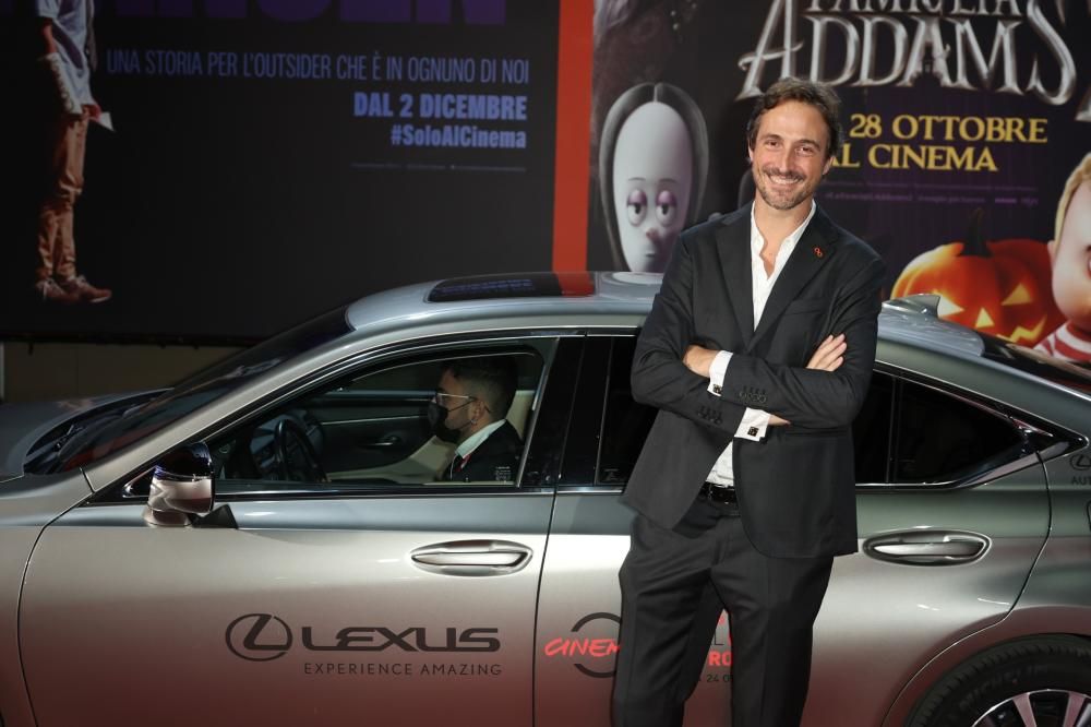 Lexus_Crazy__for_Football_2-1634812653706JPG--