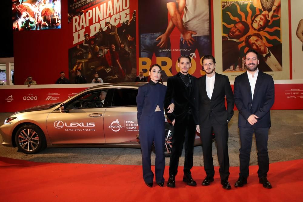 Lexus_Roma_2022Marianna_Fontana__Francesco_Di_Napoli__Andrea_Arcangeli_PDirector_Matteo_Rovere-1666085247837JPG--marianna_fontana__francesco_di_napoli__andrea_arcangeli_e_director_matteo_rovere