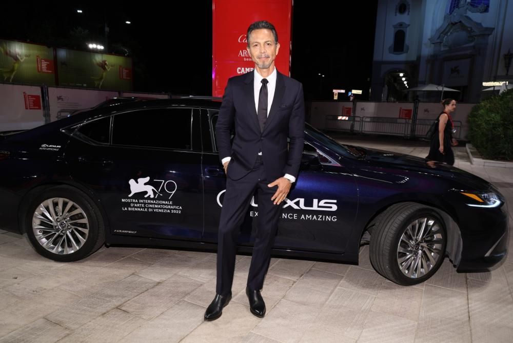 Lexus_Venezia_Benjamin_Bratt_0609-1662622088282JPG--benjamin_bratt