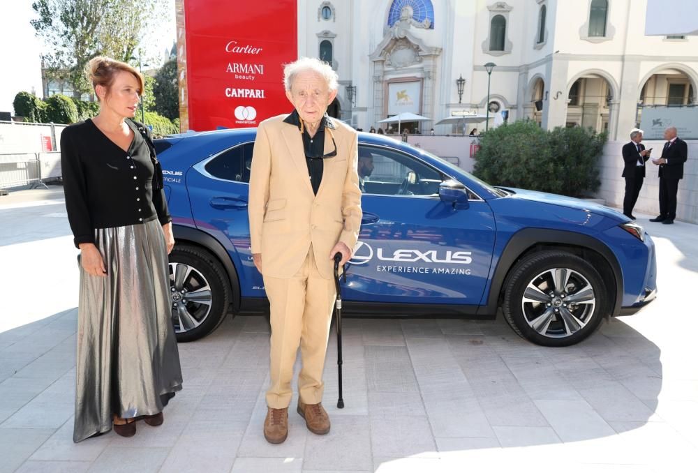 Lexus_Venezia__Nathalie_Boutefeu_Frederick_Wiseman_0209-1662186680622JPG--nathalie_boutefeu_frederick_wiseman