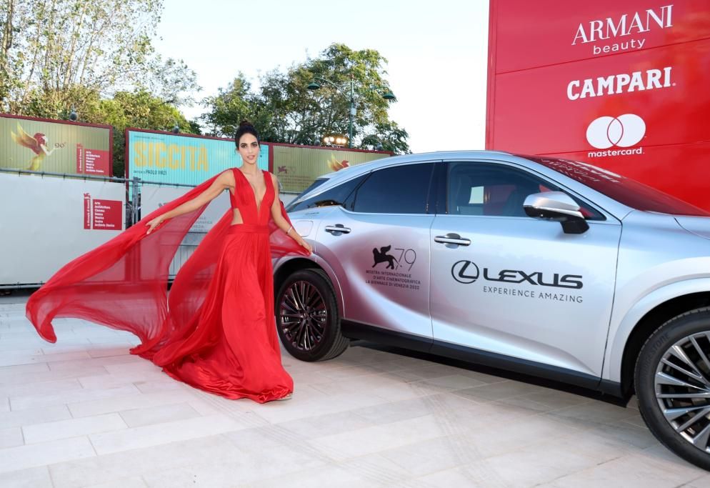 Lexus_Venezia__Rocio_Munoz_Morales_209-1662186683445JPG--rocio_munoz_morales