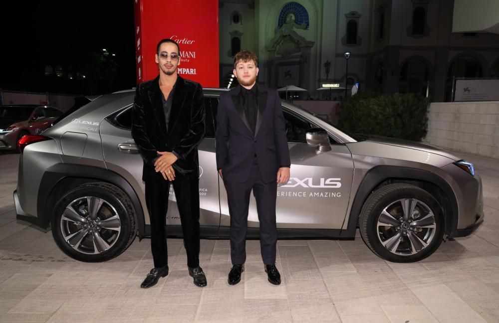 Lexus_Venezia_Sami_Slimane_e_Anthony_Bajon_209-1662186703611JPG--sami_slimane_e_anthony_bajon